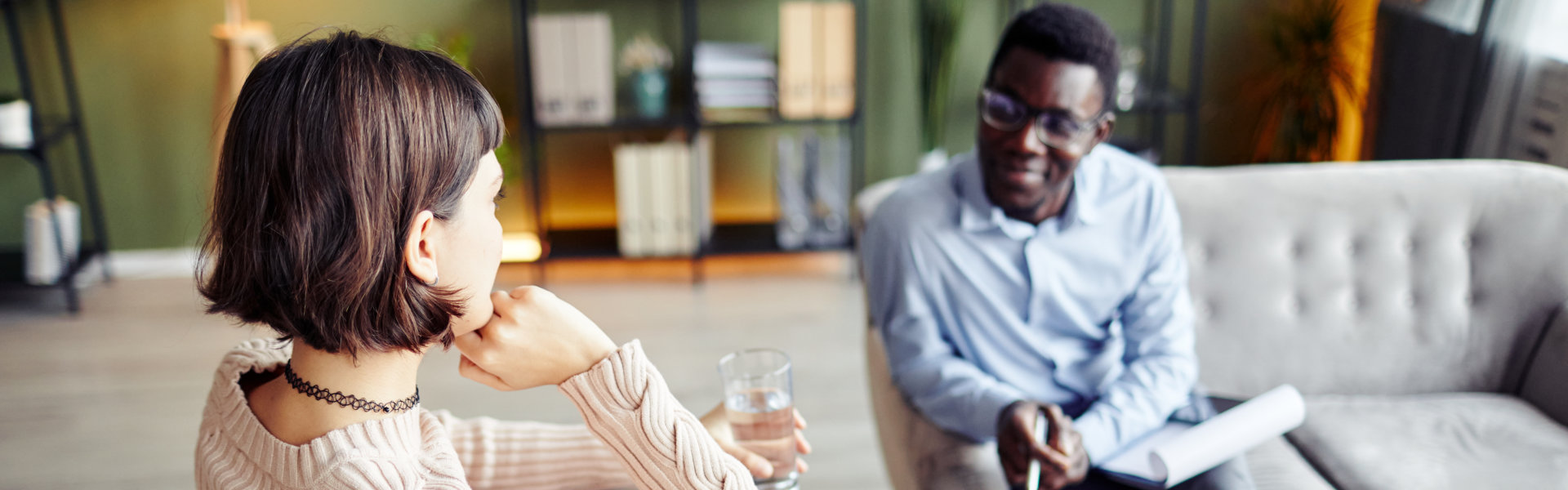 young woman attending psycotherapy session